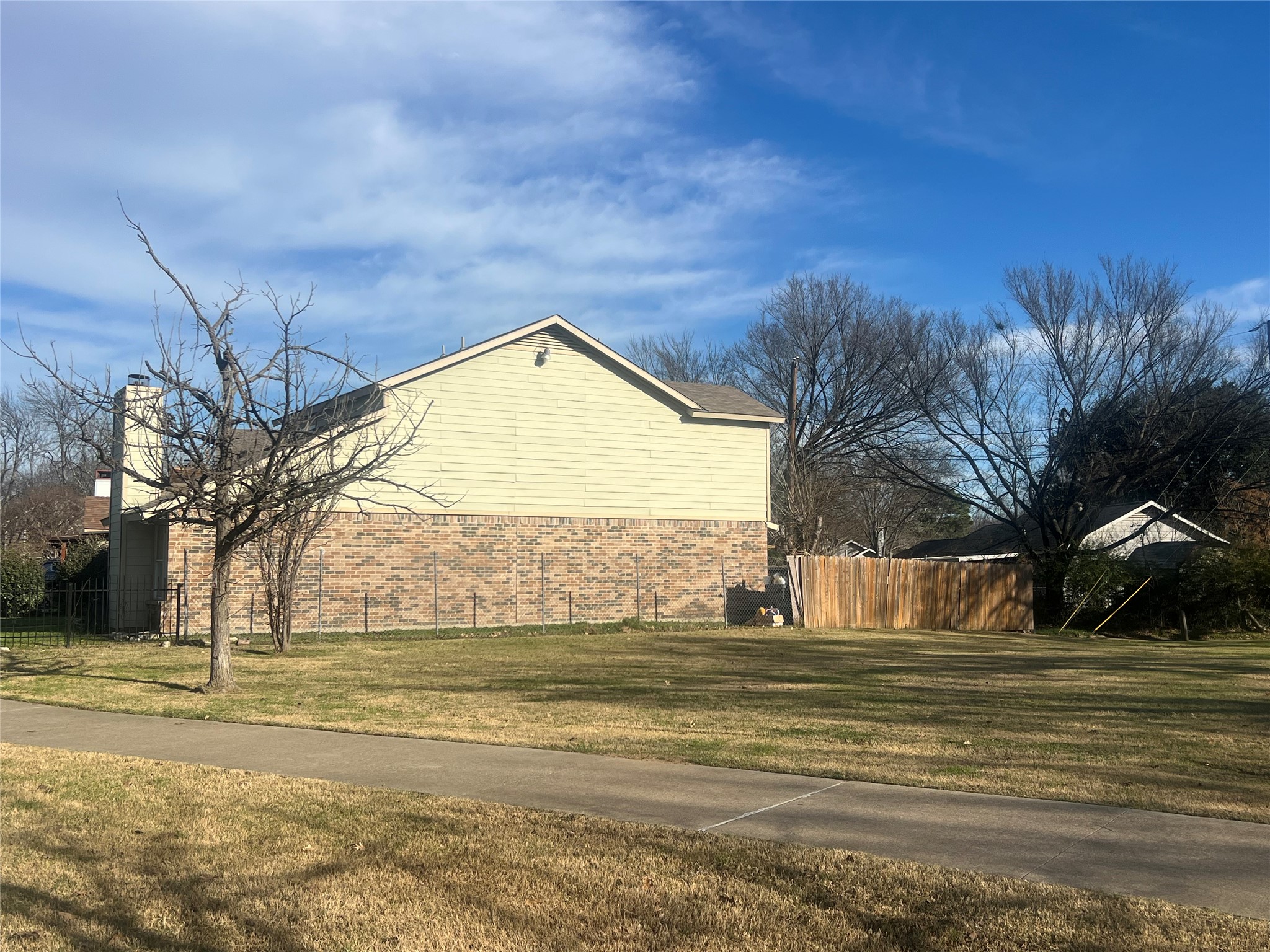 10636 Wessex Drive Dallas TX 75217
