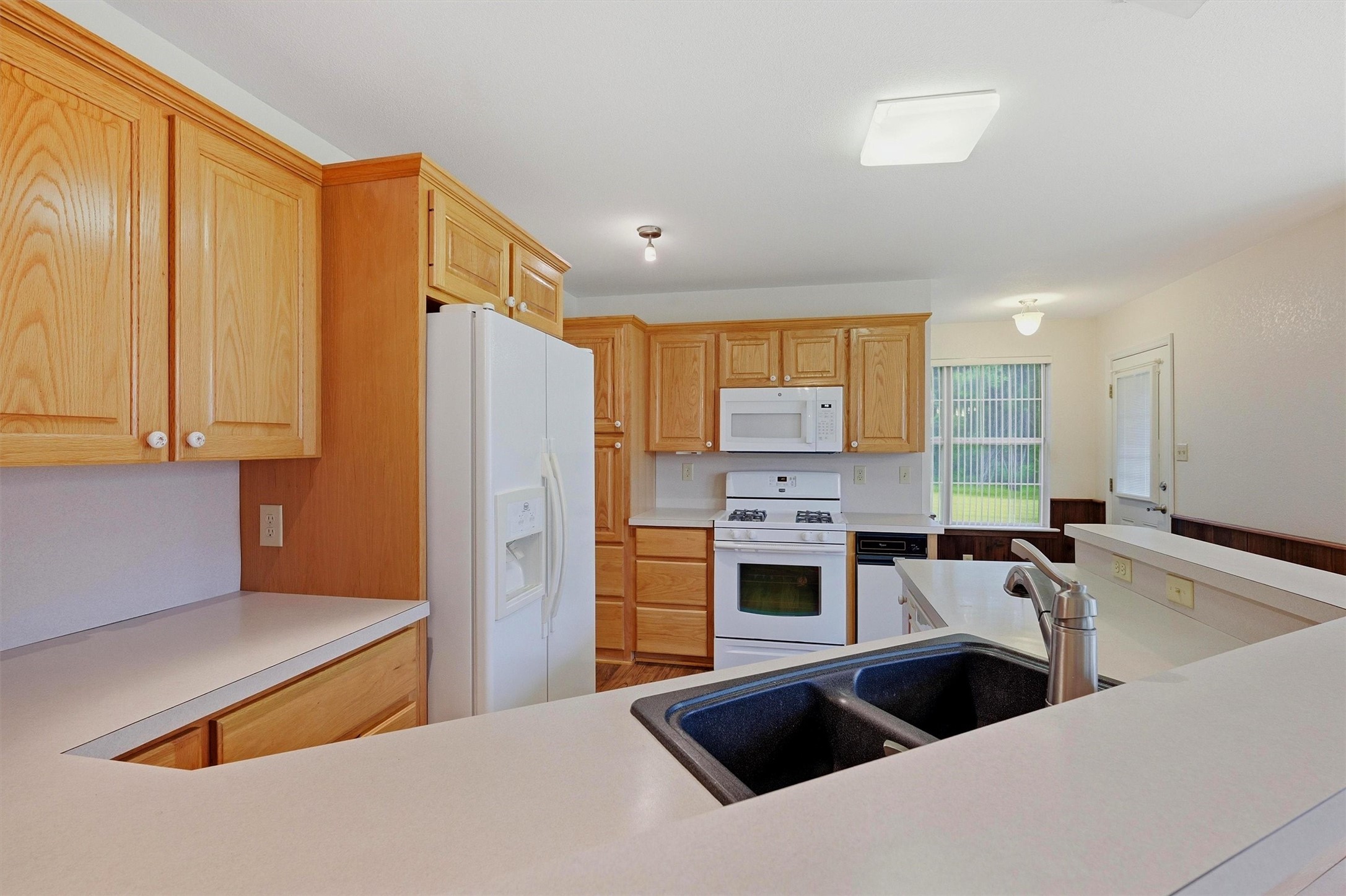 1808 E Fm 120 Denison TX 75021