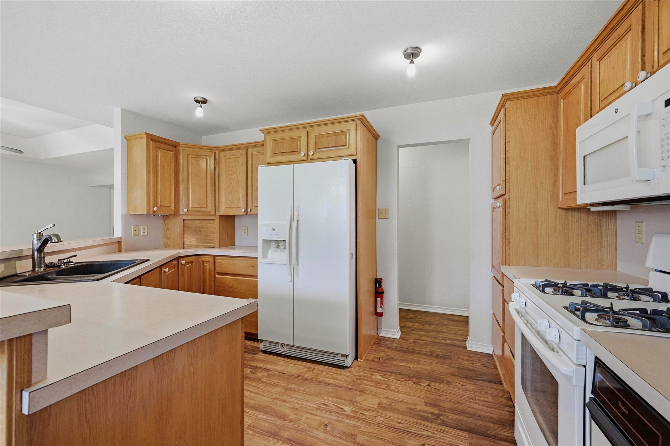 1808 E Fm 120 Denison TX 75021