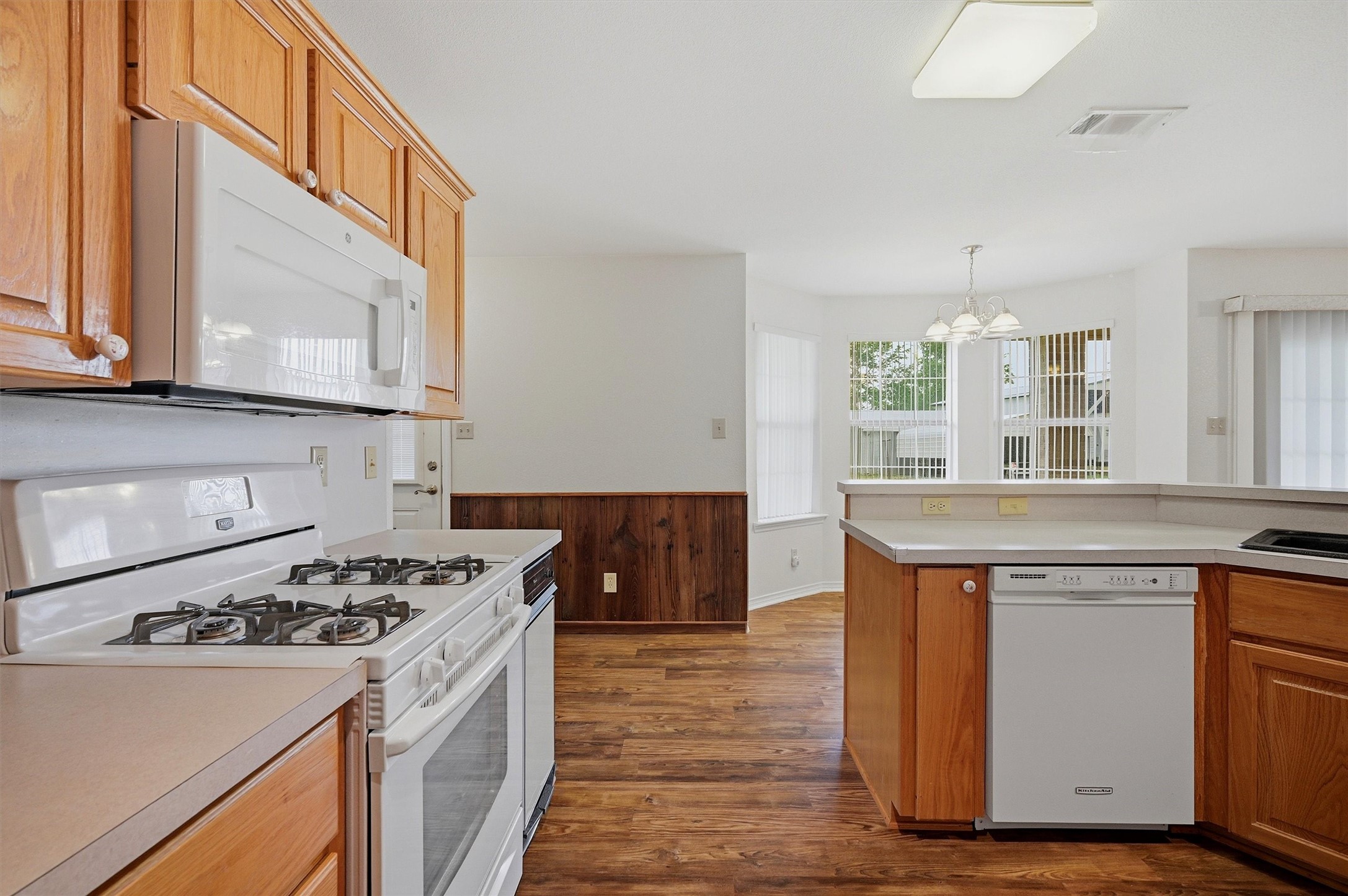 1808 E Fm 120 Denison TX 75021