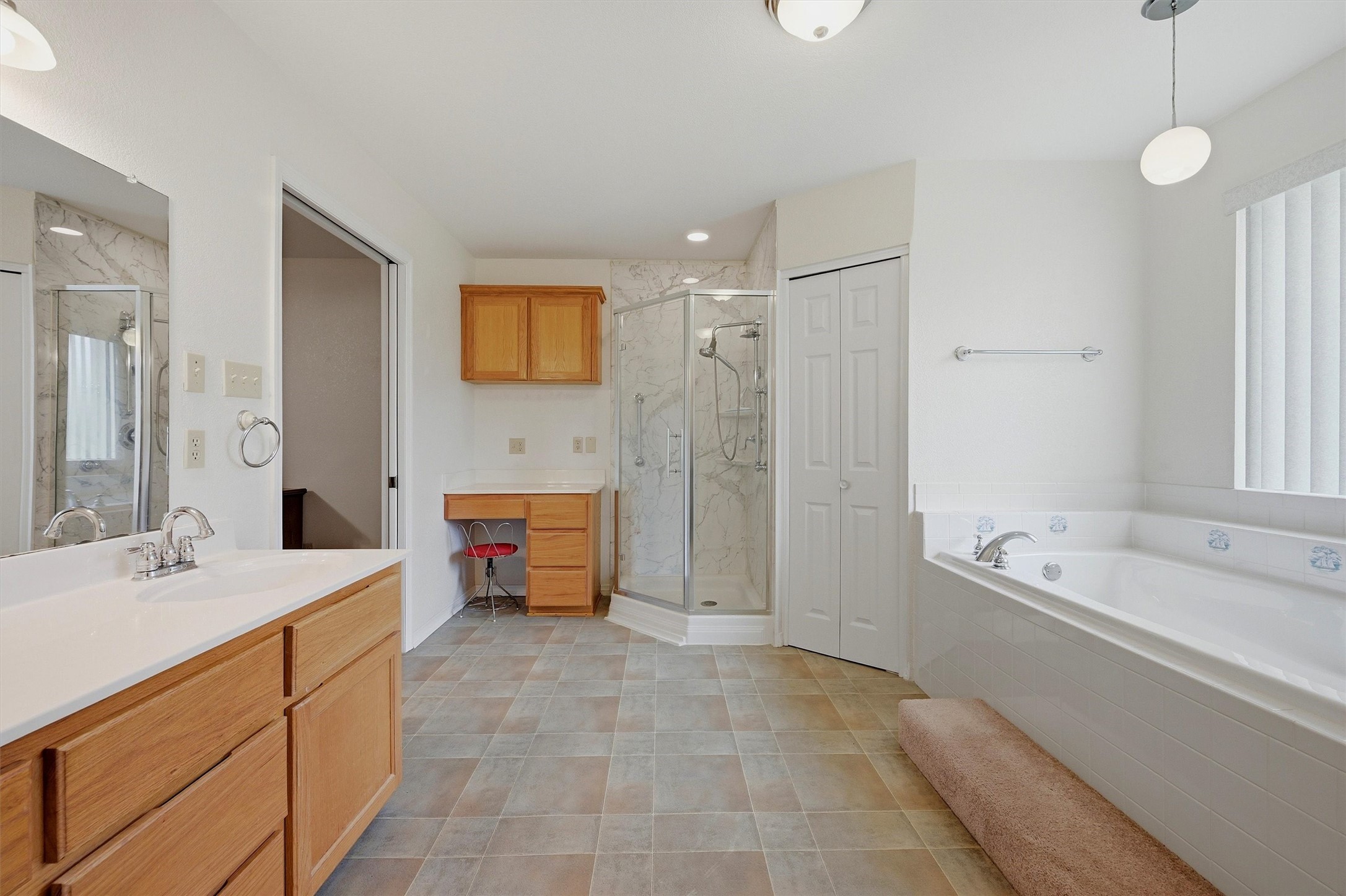1808 E Fm 120 Denison TX 75021