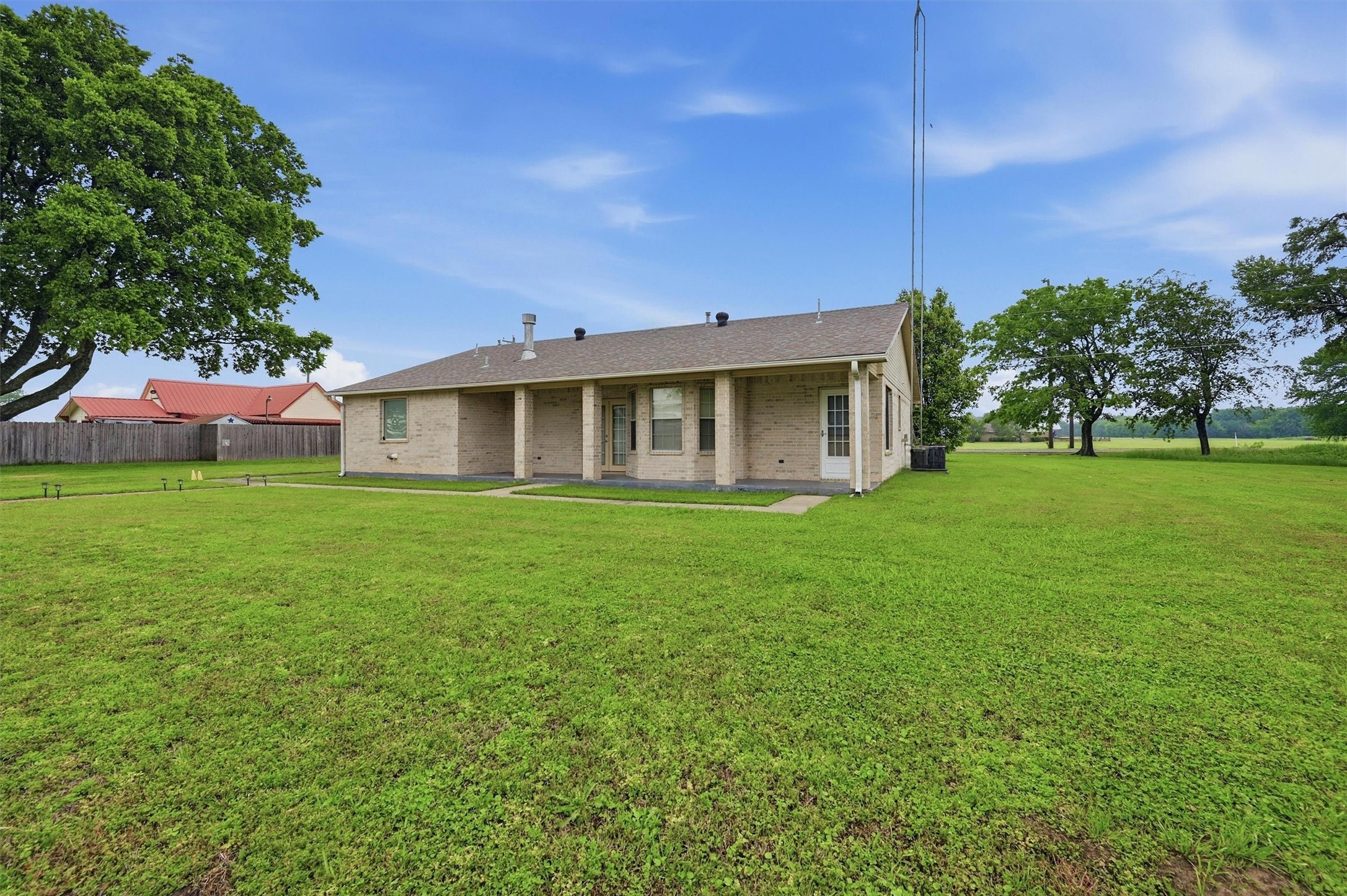 1808 E Fm 120 Denison TX 75021
