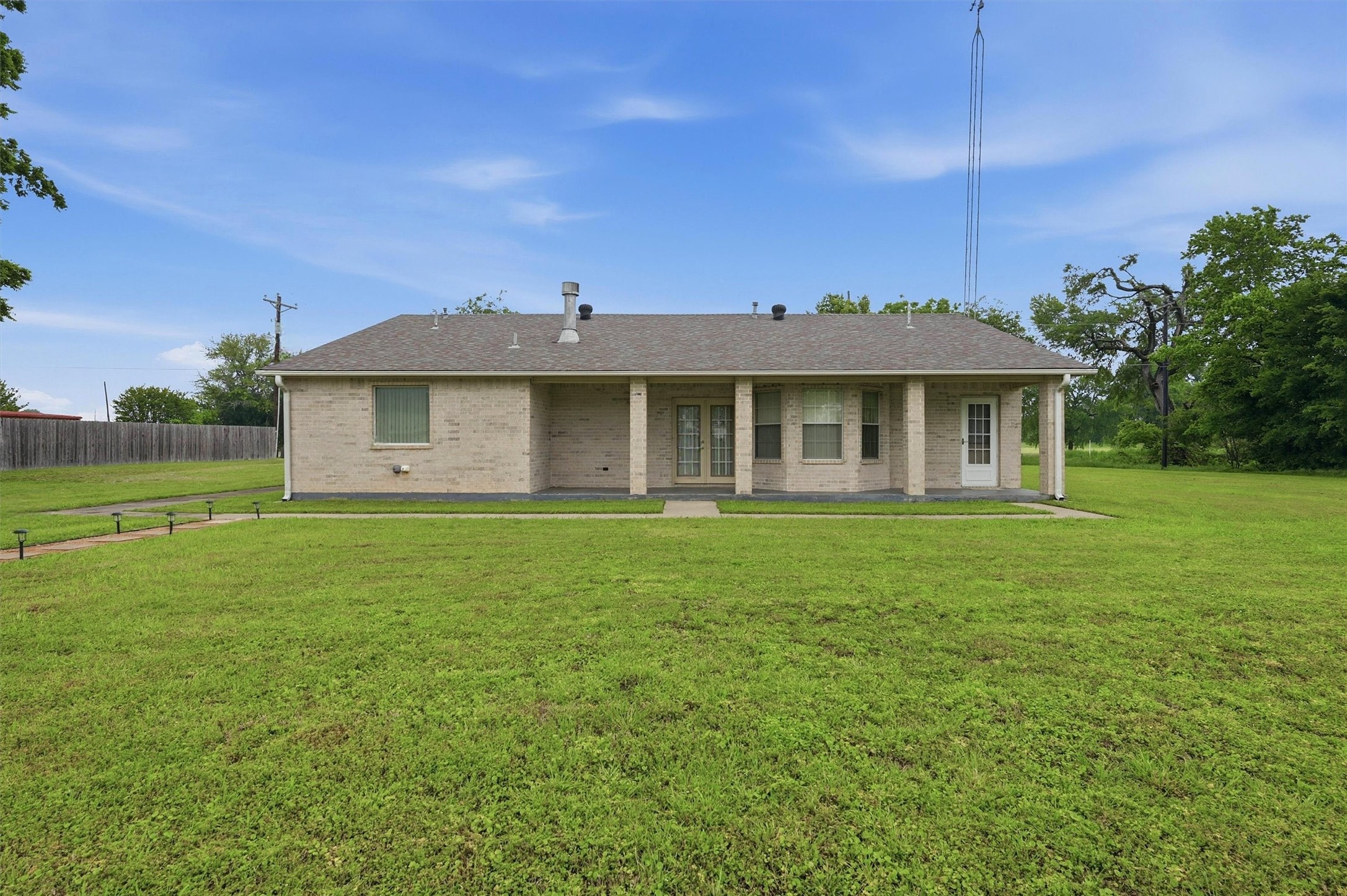 1808 E Fm 120 Denison TX 75021