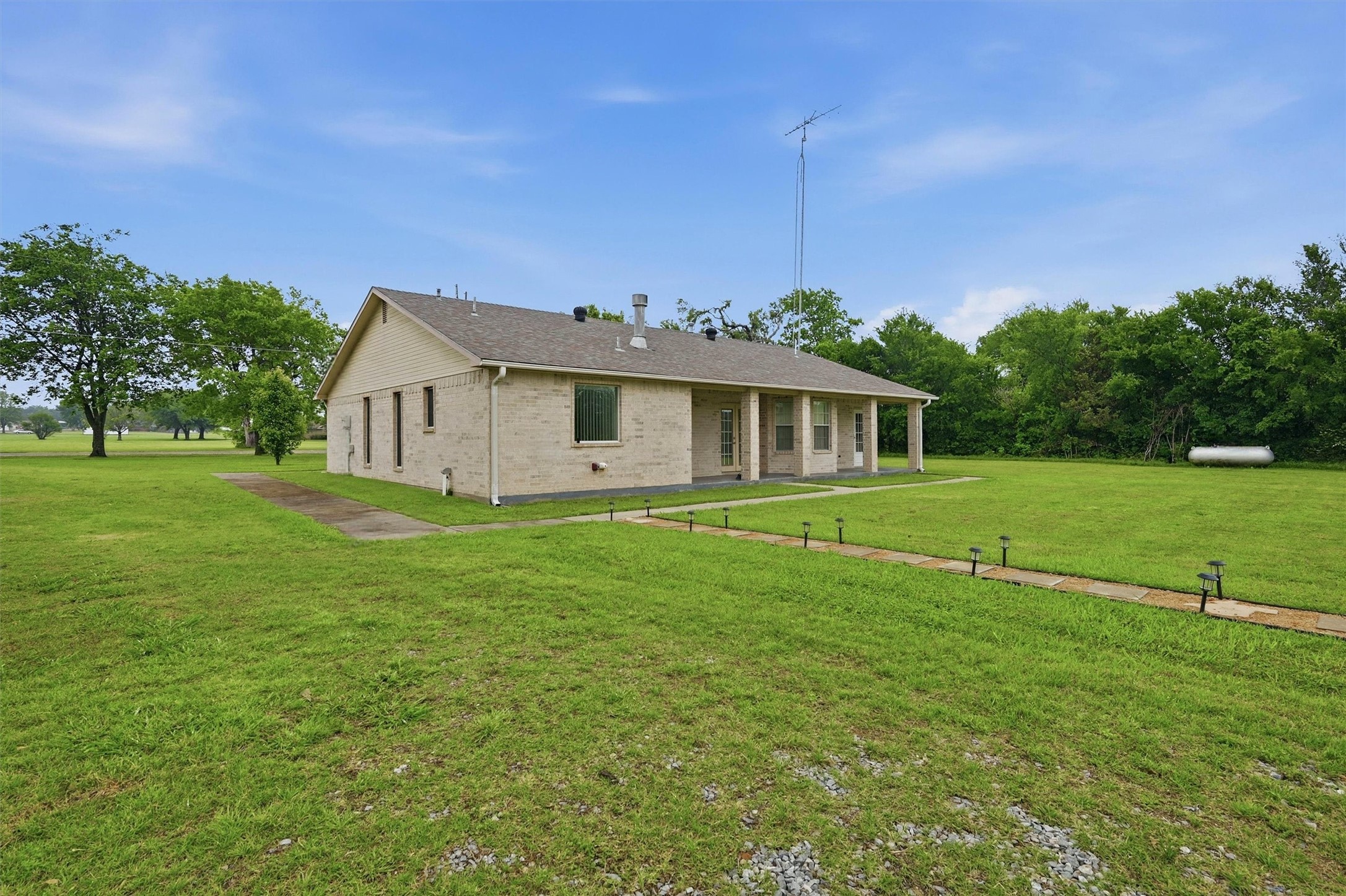 1808 E Fm 120 Denison TX 75021