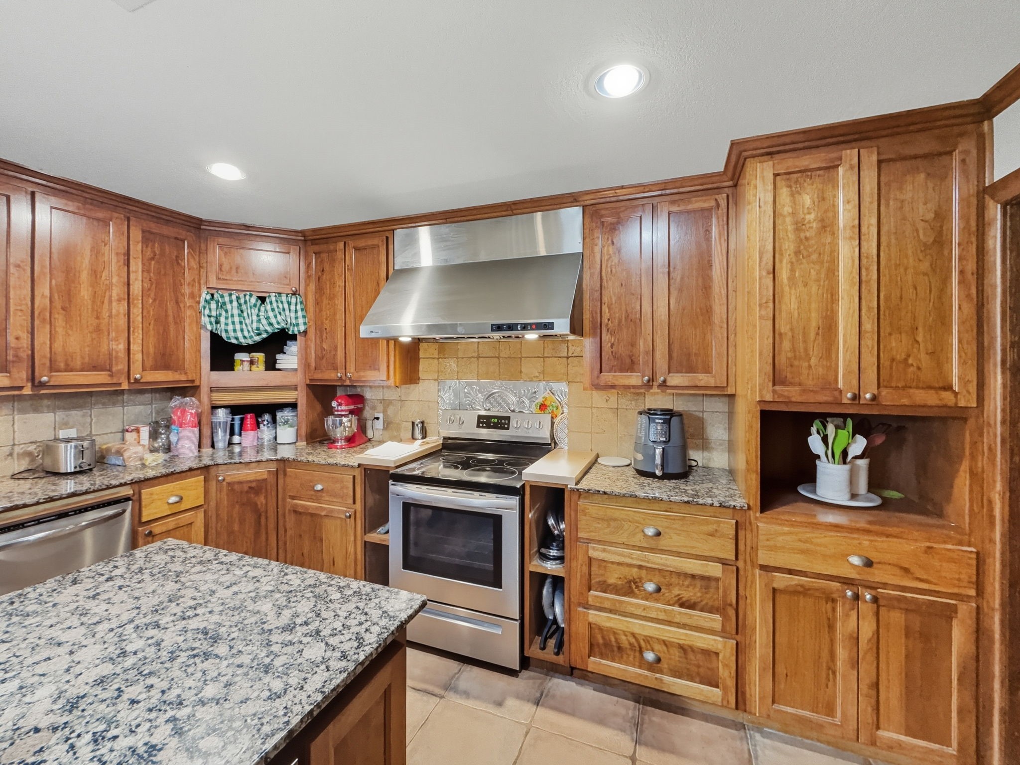 725 County Road 300 Hamilton TX 76531