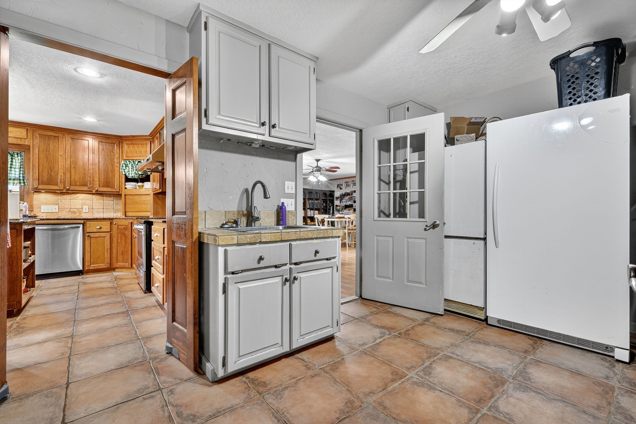 725 County Road 300 Hamilton TX 76531