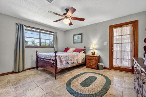 725 County Road 300 Hamilton TX 76531