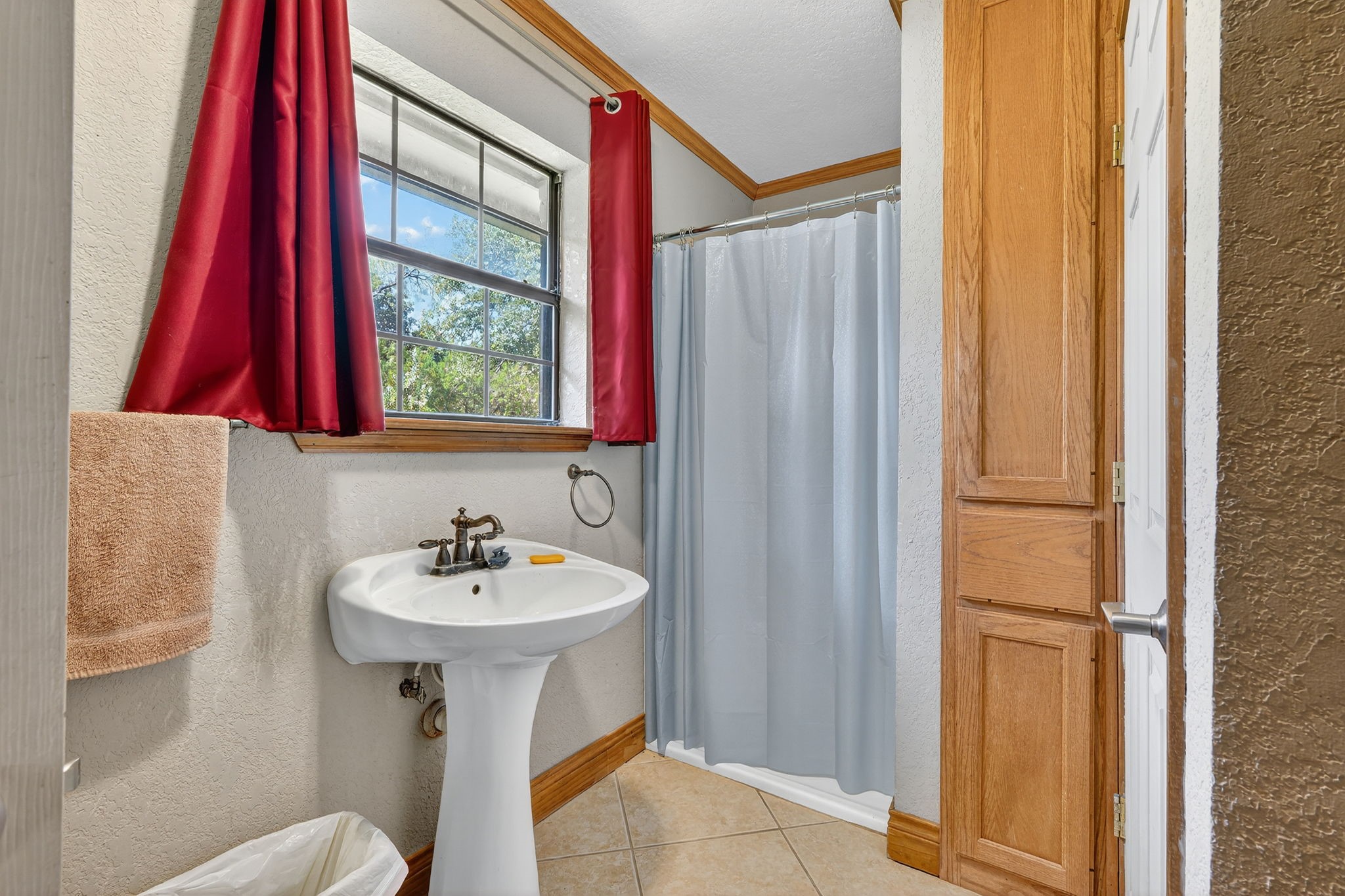 725 County Road 300 Hamilton TX 76531