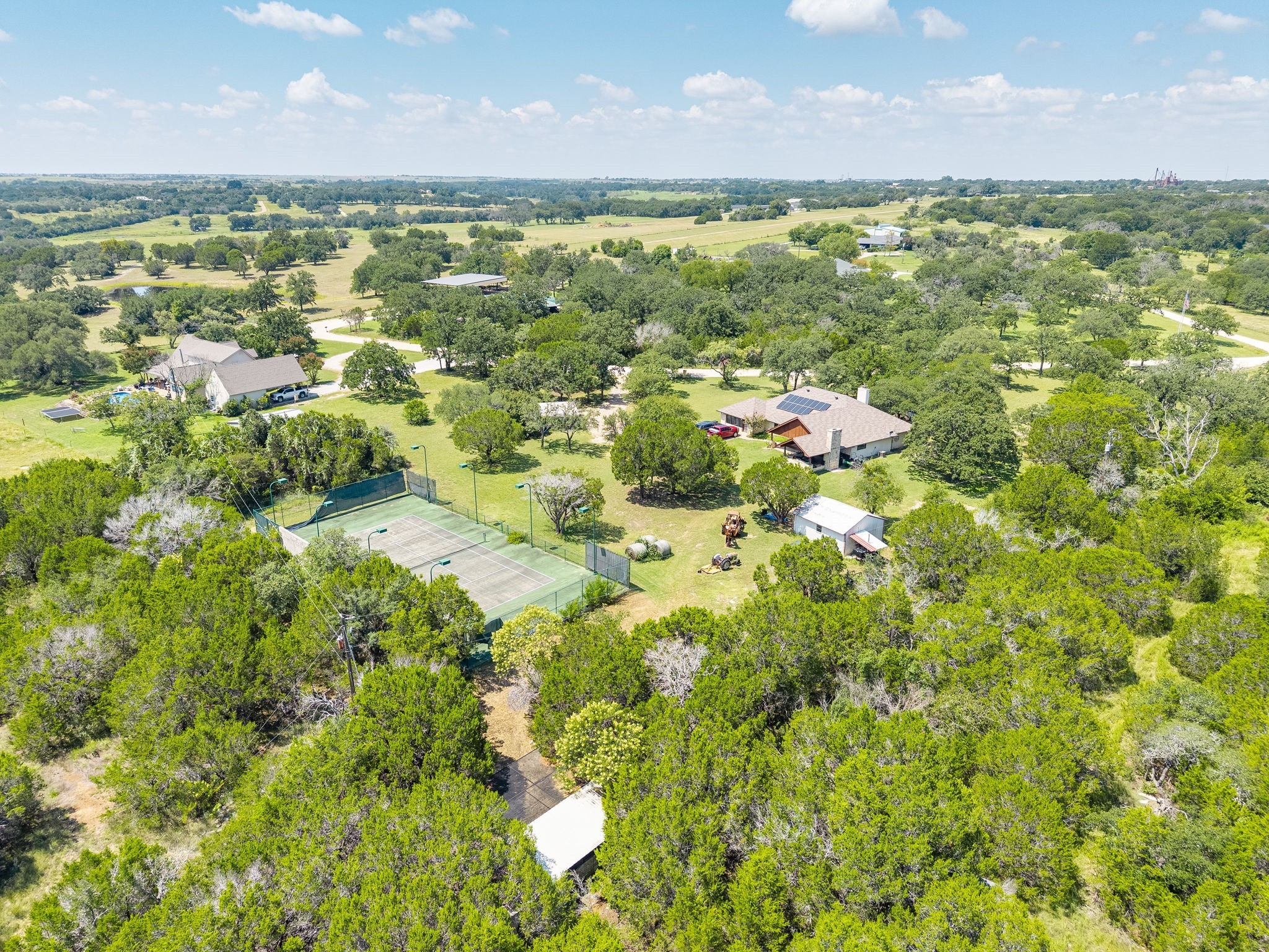 725 County Road 300 Hamilton TX 76531
