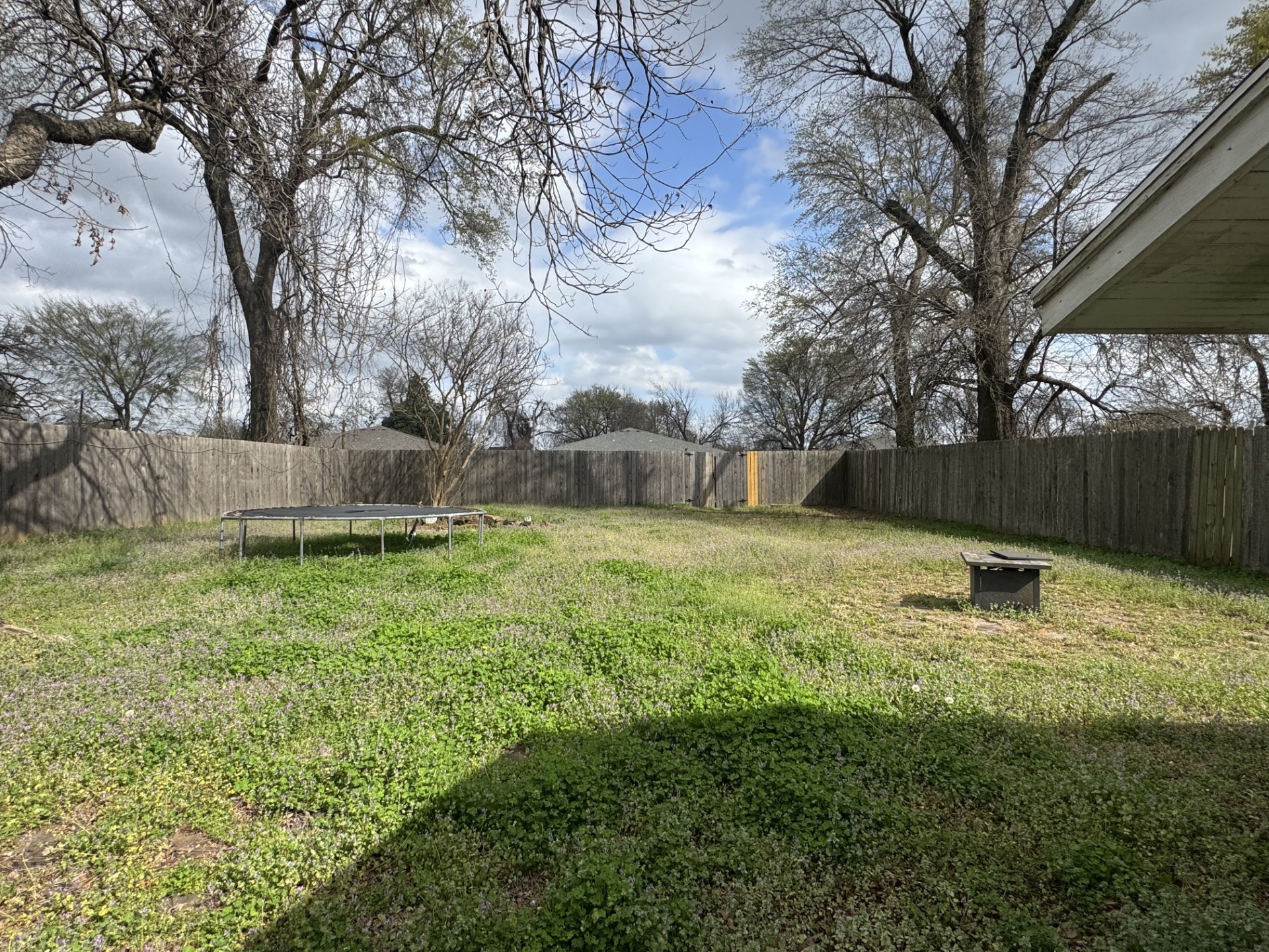 646 Fitzhugh Paris TX 75460