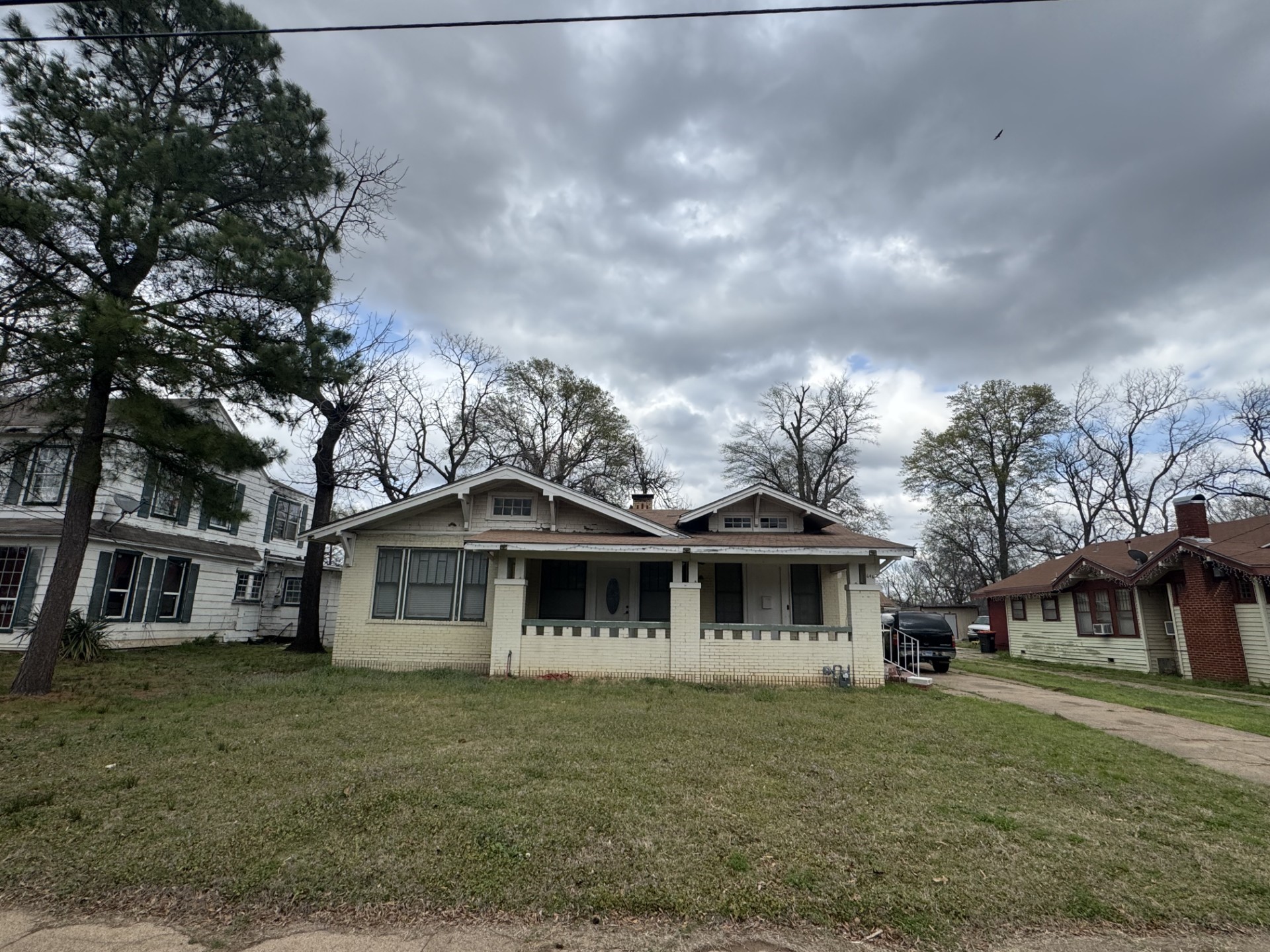 646 Fitzhugh Paris TX 75460