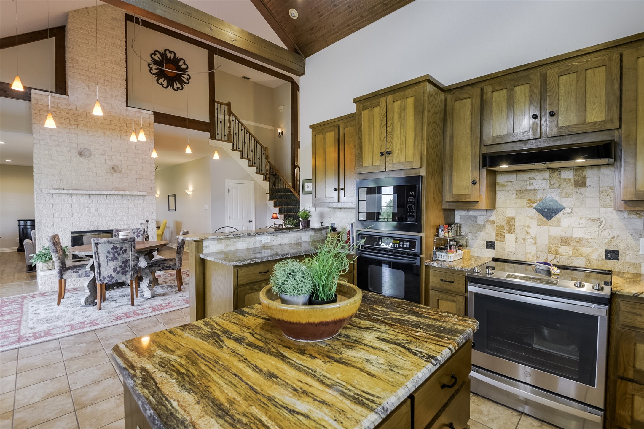 433 Stone Mountain Court Cresson TX 76035