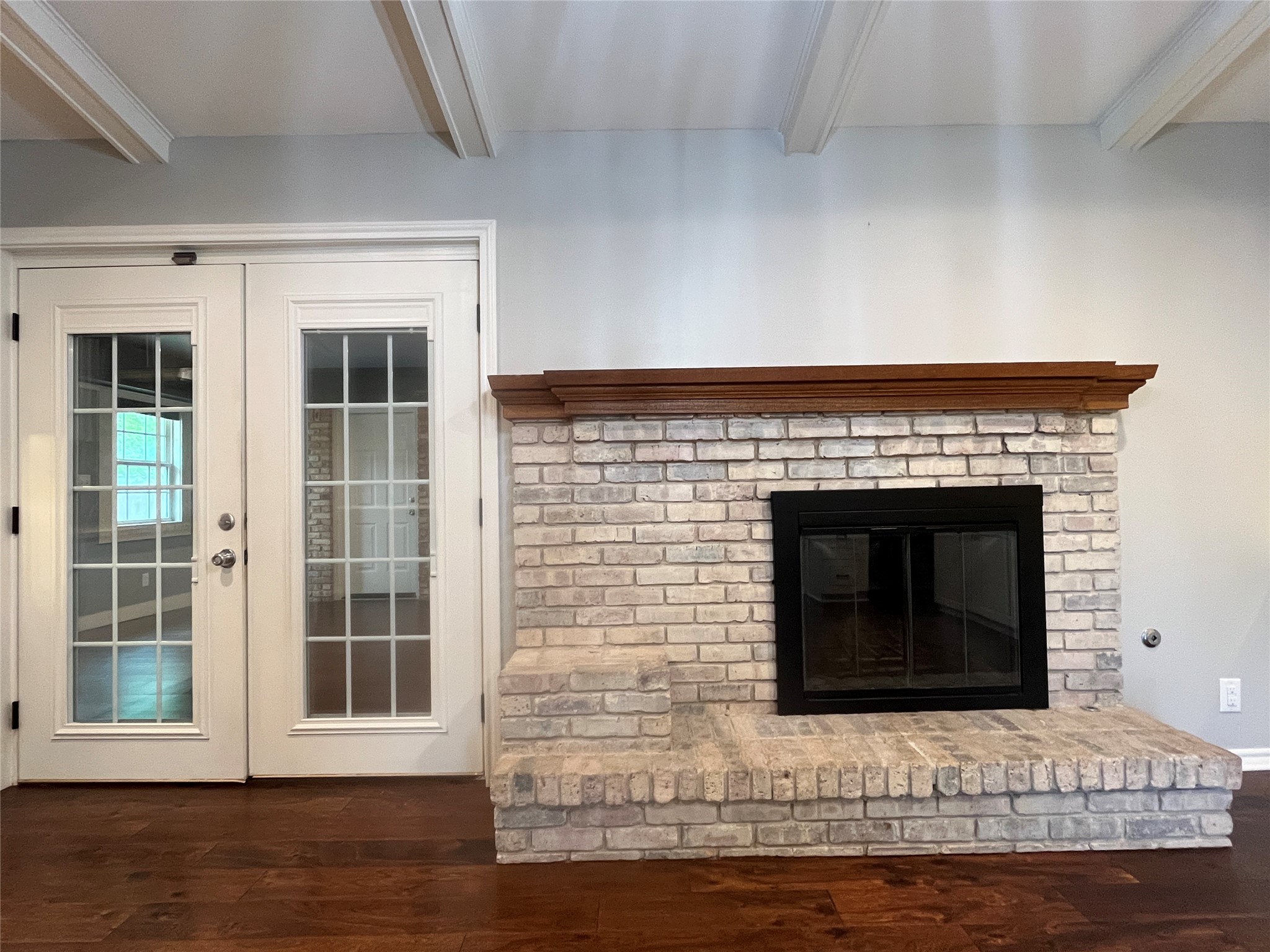 1409 Hillcrest Street Ennis TX 75119