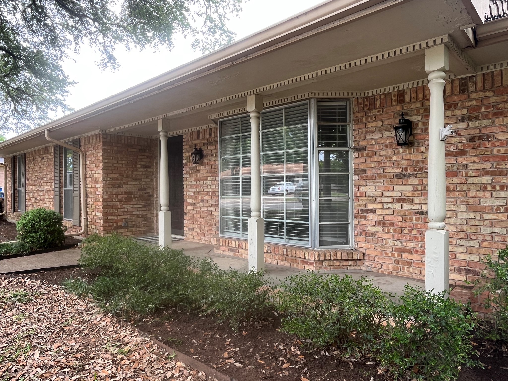1409 Hillcrest Street Ennis TX 75119