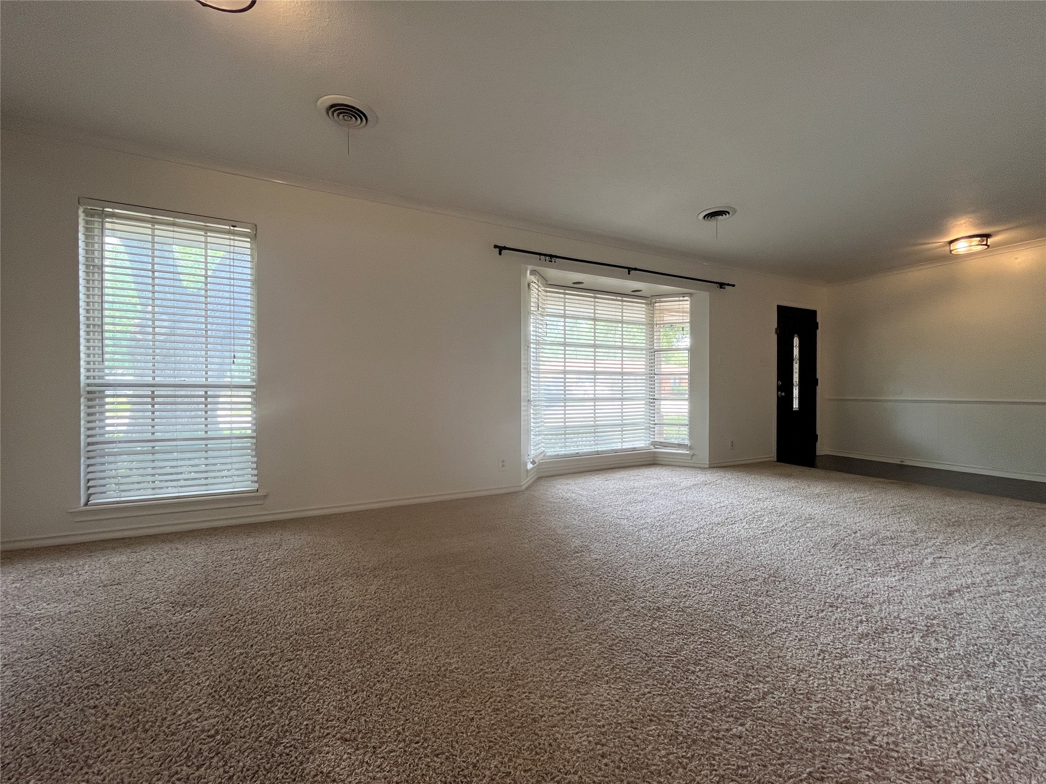 1409 Hillcrest Street Ennis TX 75119