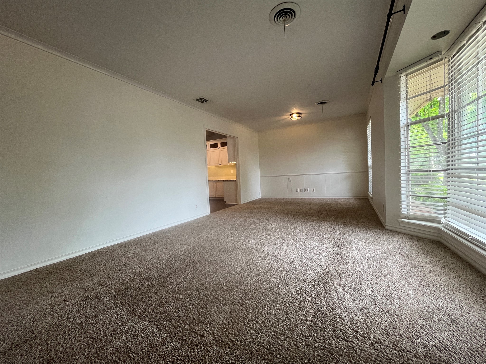 1409 Hillcrest Street Ennis TX 75119