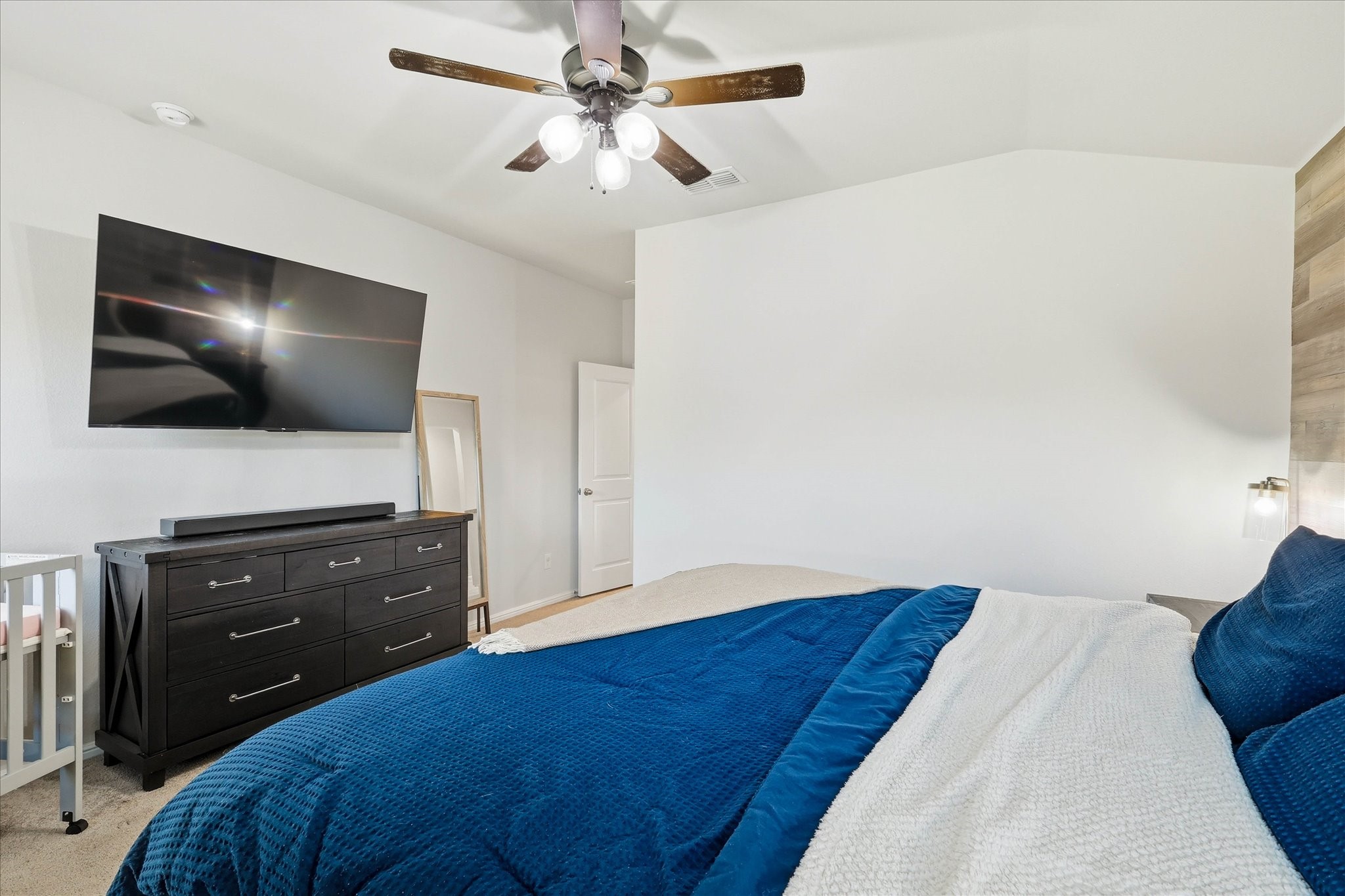 229 Abingdon Street Azle TX 76020