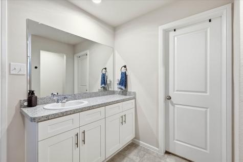 229 Abingdon Street Azle TX 76020