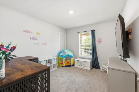 229 Abingdon Street Azle TX 76020