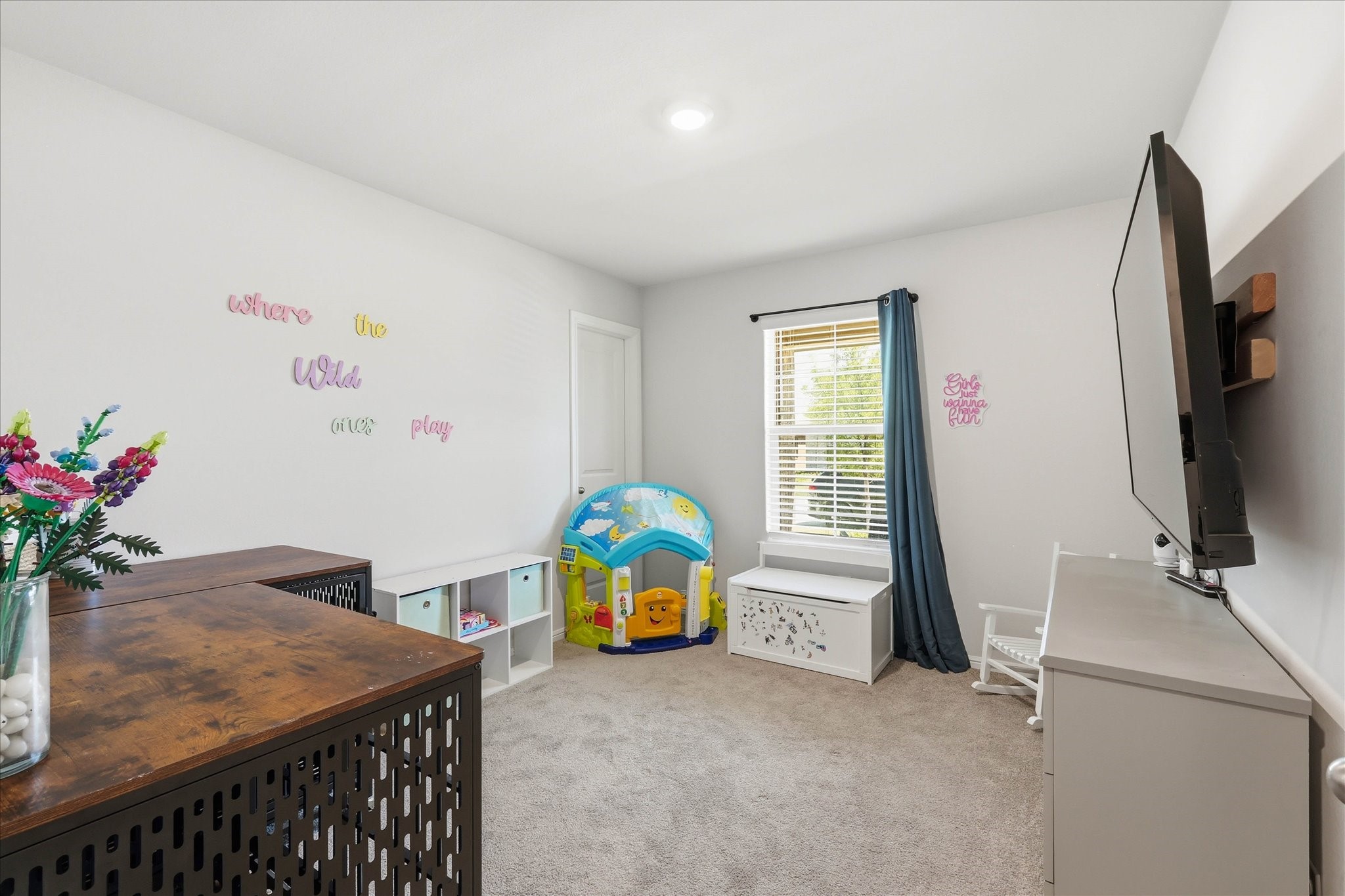 229 Abingdon Street Azle TX 76020