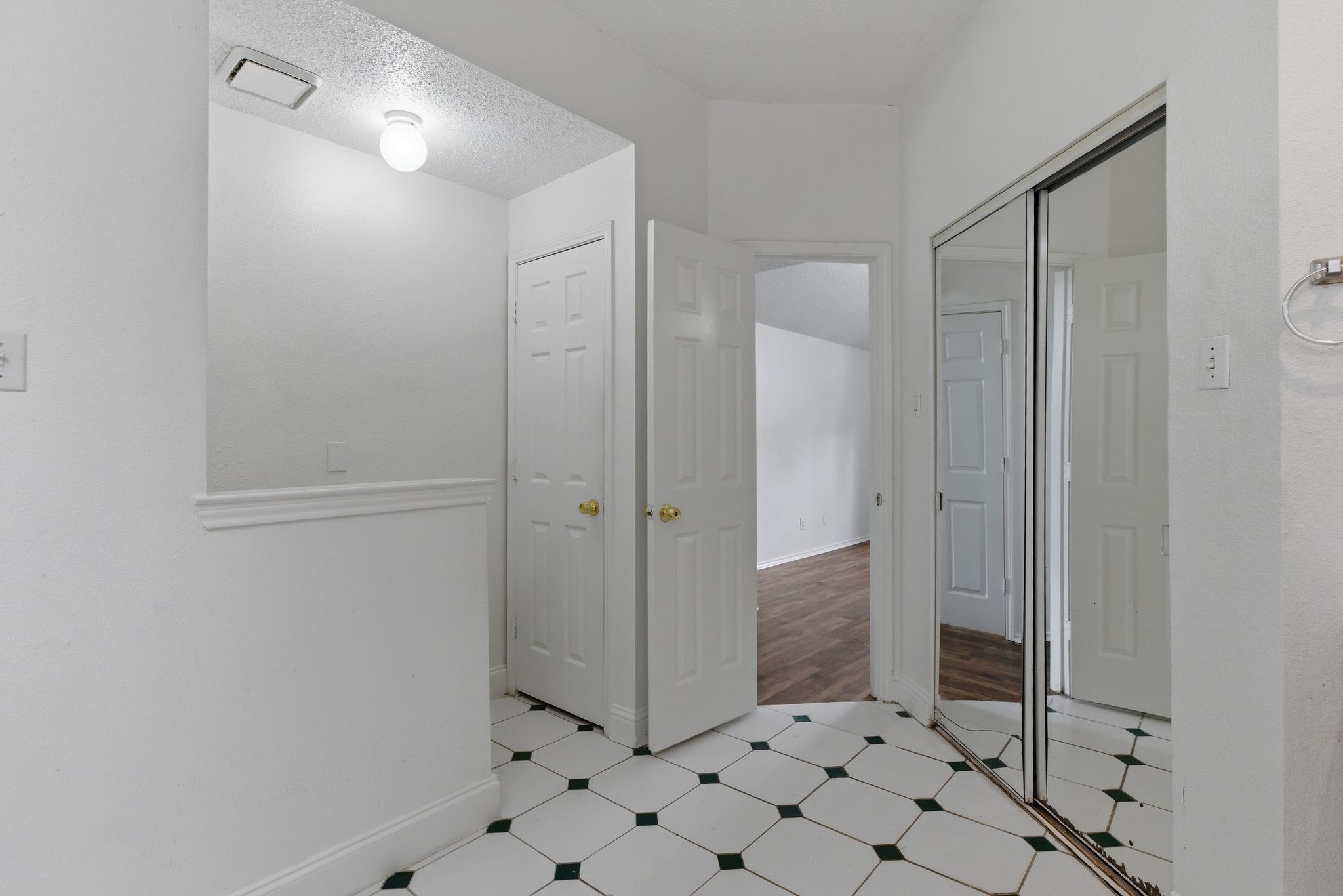 2314 Weatherby Drive Mesquite TX 75181