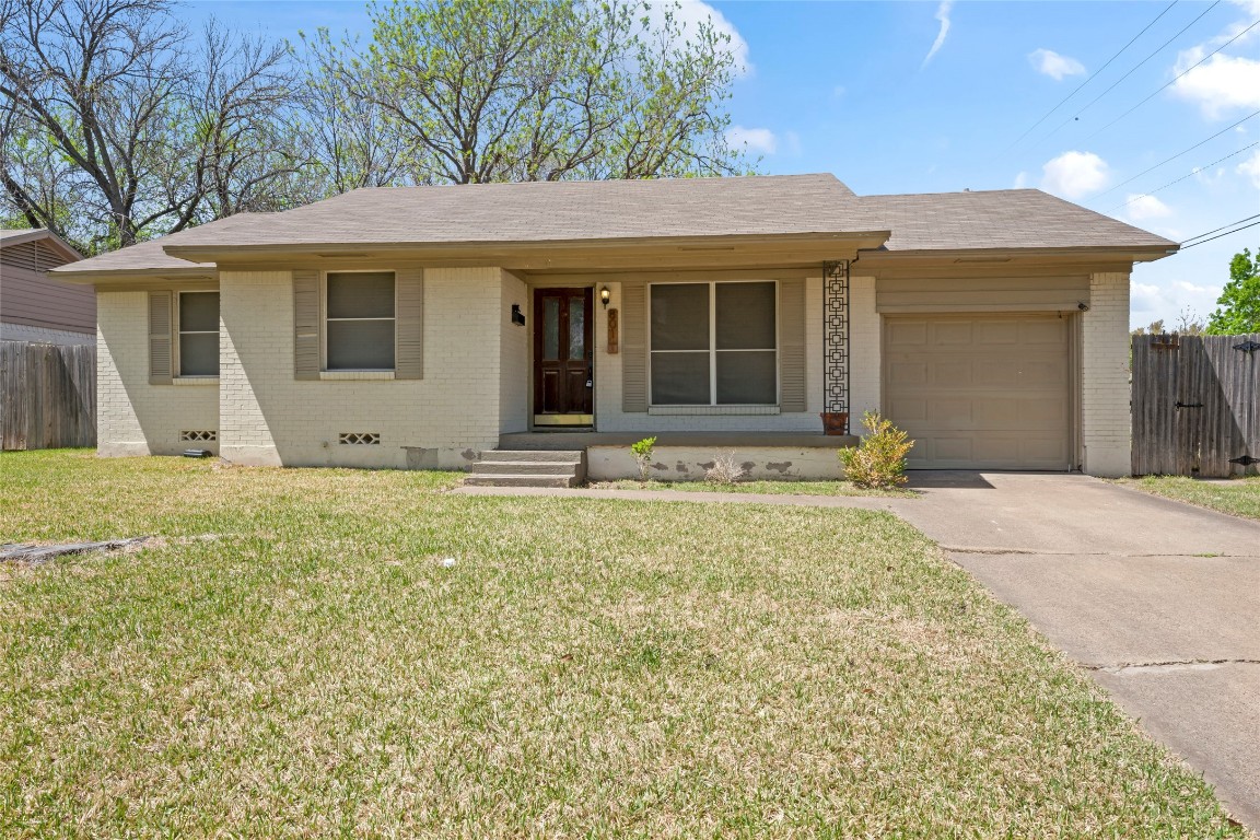 801 Yale Avenue Lewisville TX 75057