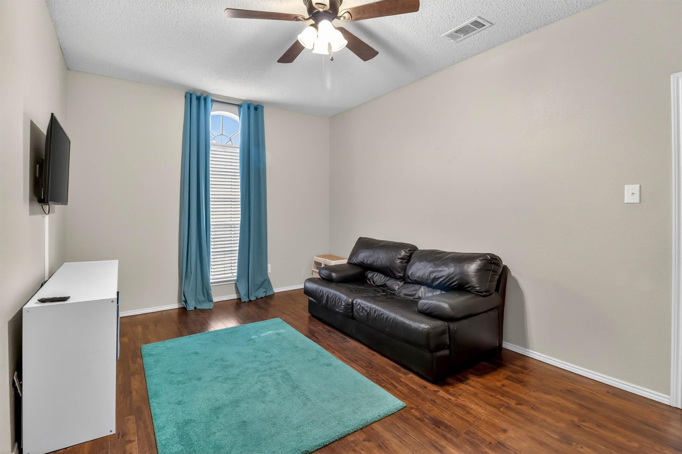 7926 Rattlers Court Arlington TX 76002