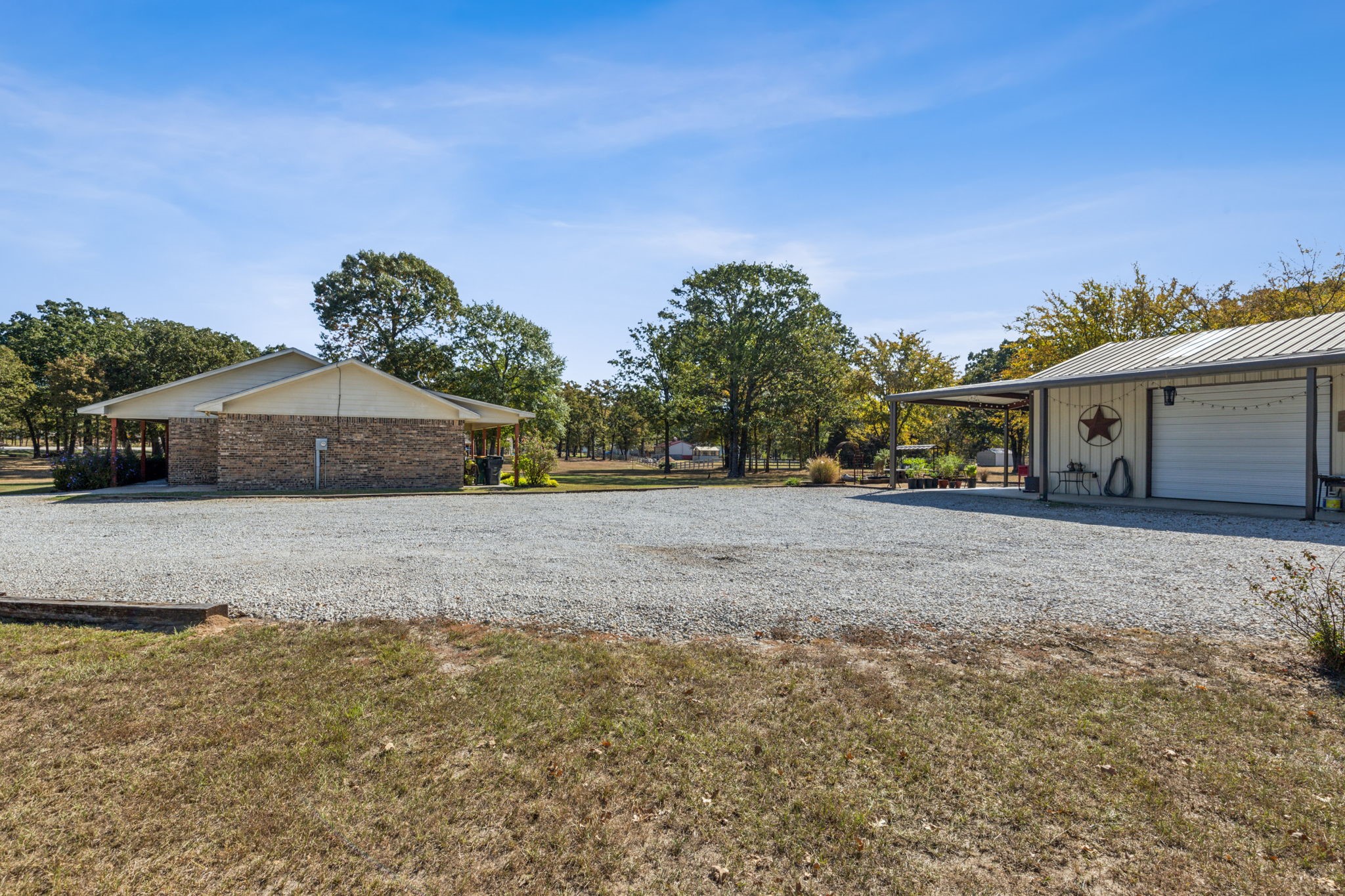 2371 W Us Highway 69 Emory TX 75440