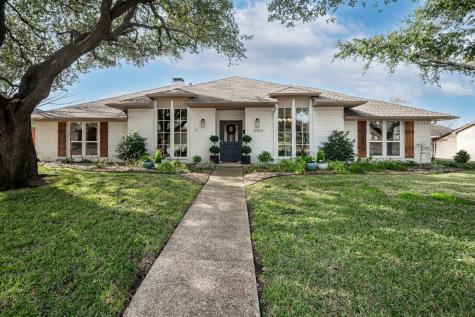 2702 Raintree Drive Carrollton TX 75006