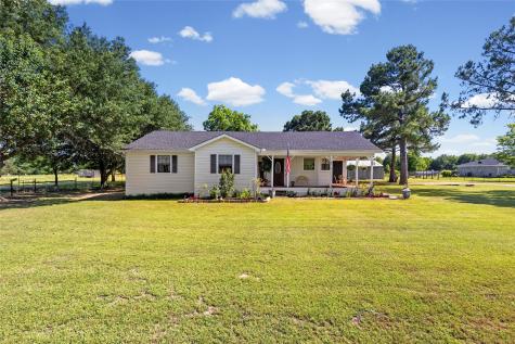 1551 County Road 3327 Greenville TX 75402