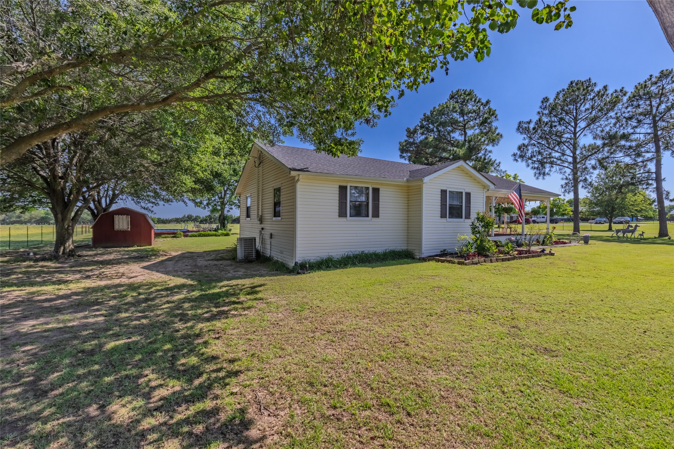 1551 County Road 3327 Greenville TX 75402