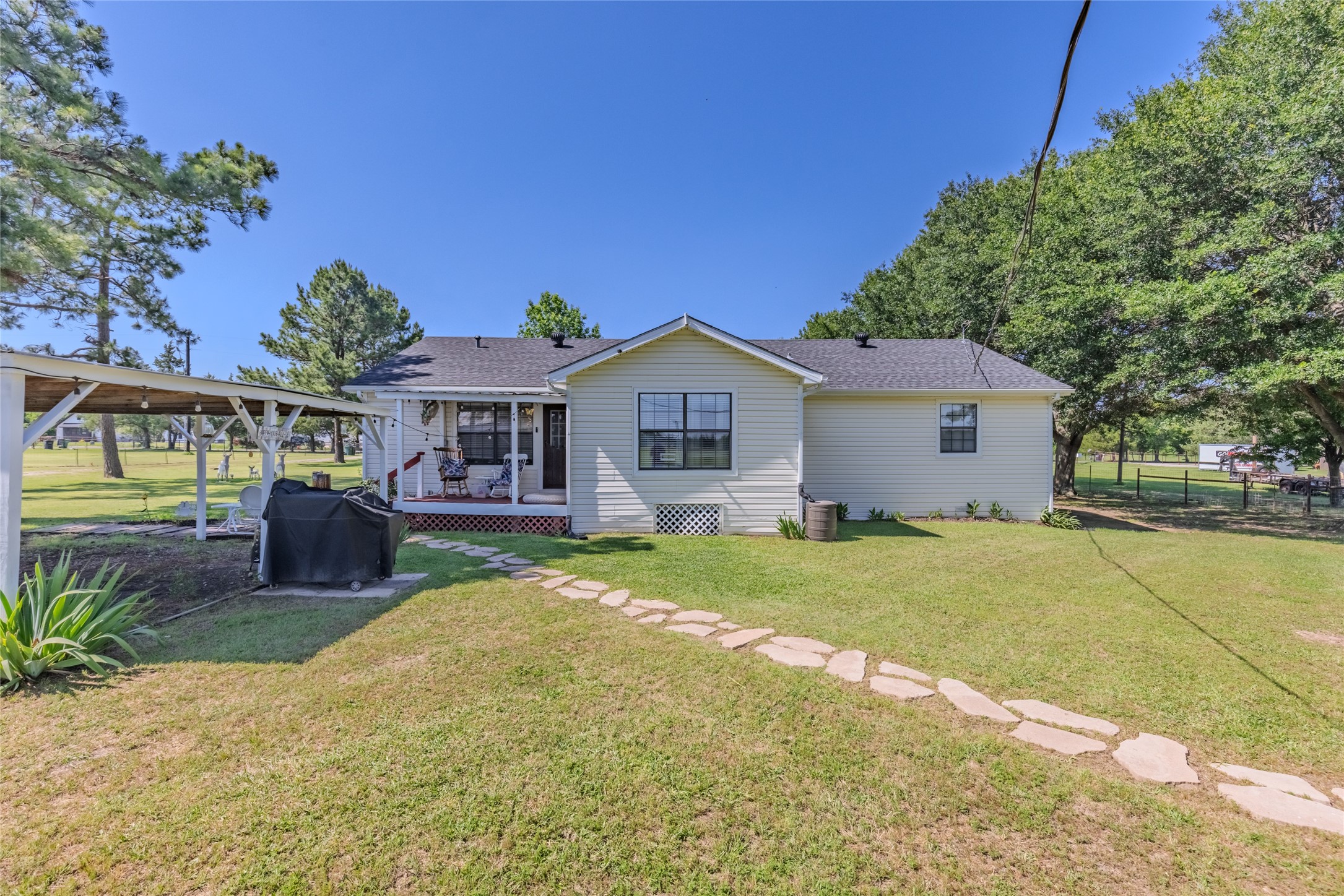 1551 County Road 3327 Greenville TX 75402