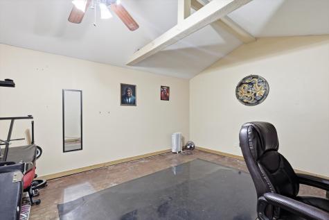 511 N Wood Street Cleburne TX 76033