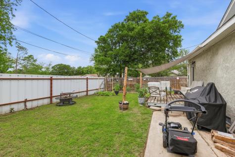 511 N Wood Street Cleburne TX 76033