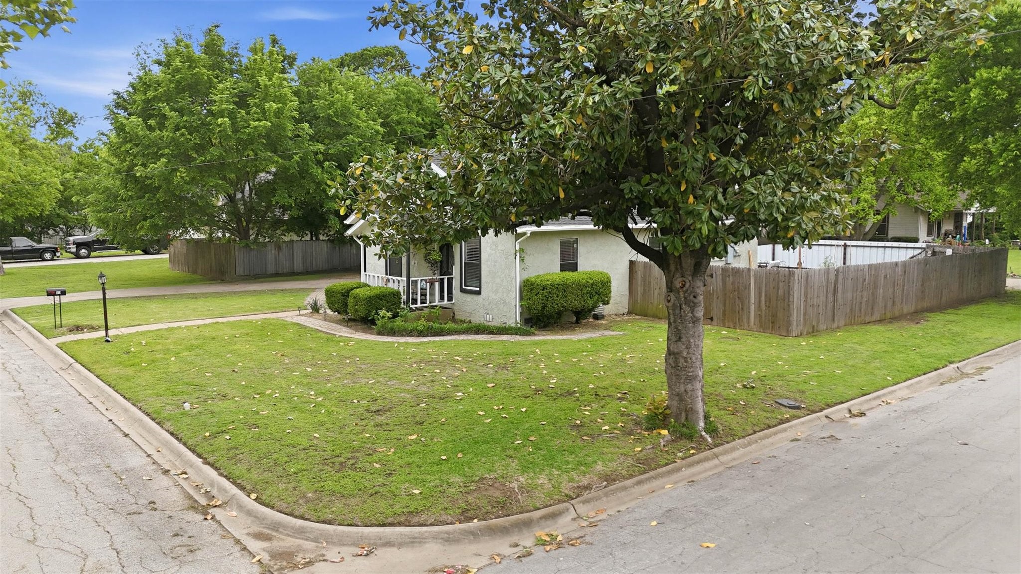 511 N Wood Street Cleburne TX 76033
