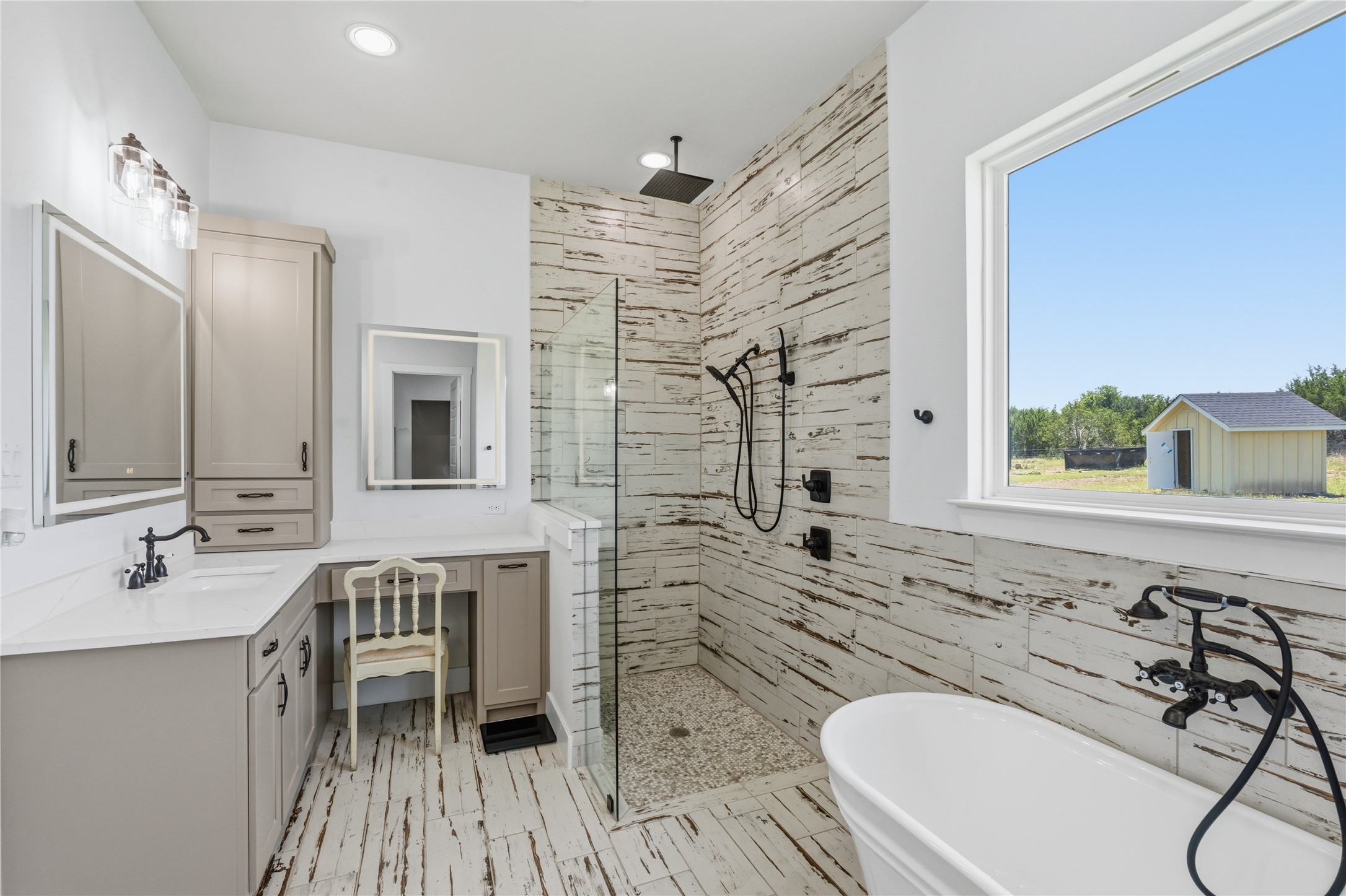 1100 Maverick Court Rio Vista TX 76093
