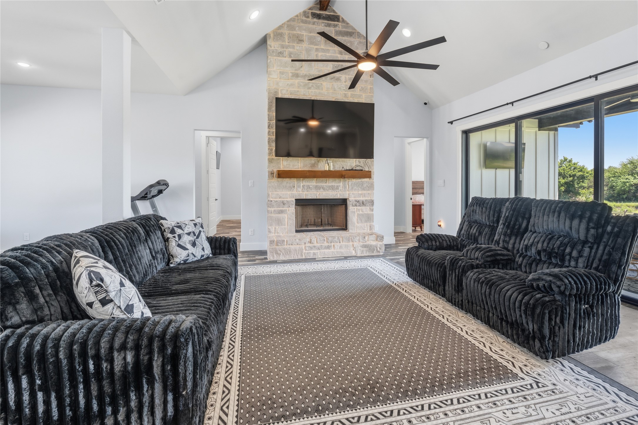 1100 Maverick Court Rio Vista TX 76093