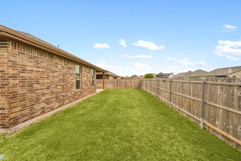 1720 Cross Creek Lane Cleburne TX 76033