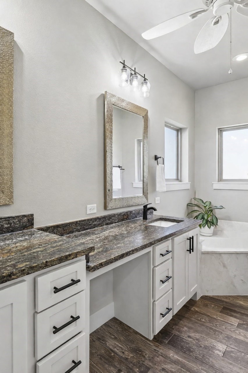 1287 Chartres Oak Ridge TX 75142