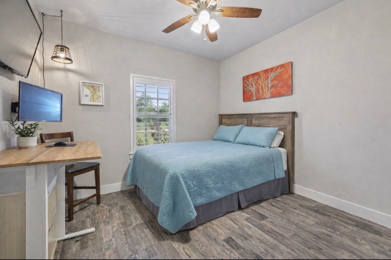 1287 Chartres Oak Ridge TX 75142