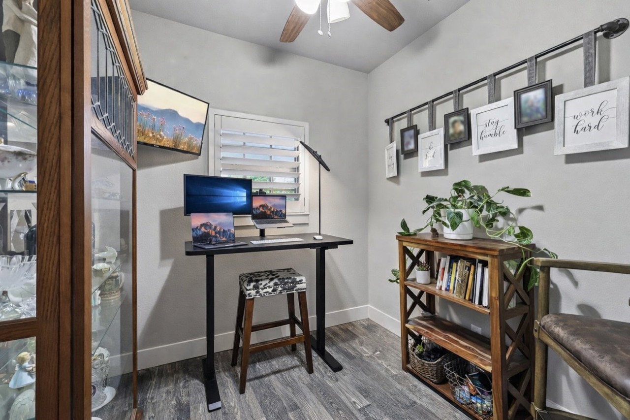 1287 Chartres Oak Ridge TX 75142