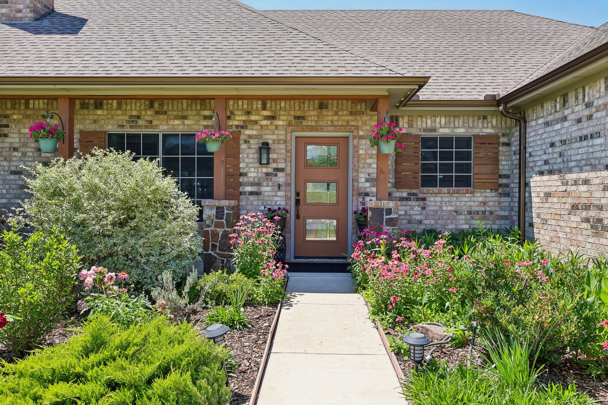 1287 Chartres Oak Ridge TX 75142