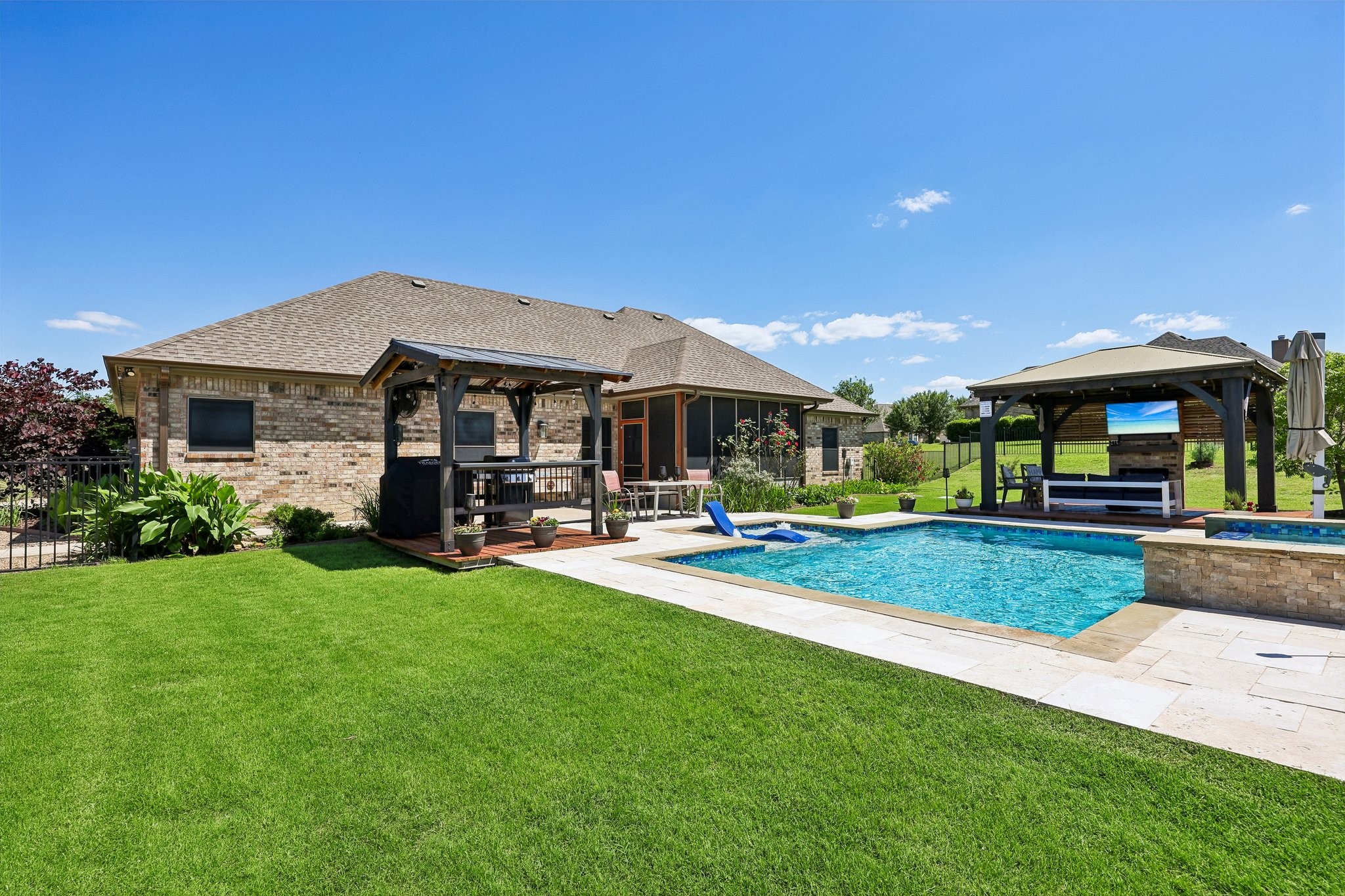 1287 Chartres Oak Ridge TX 75142