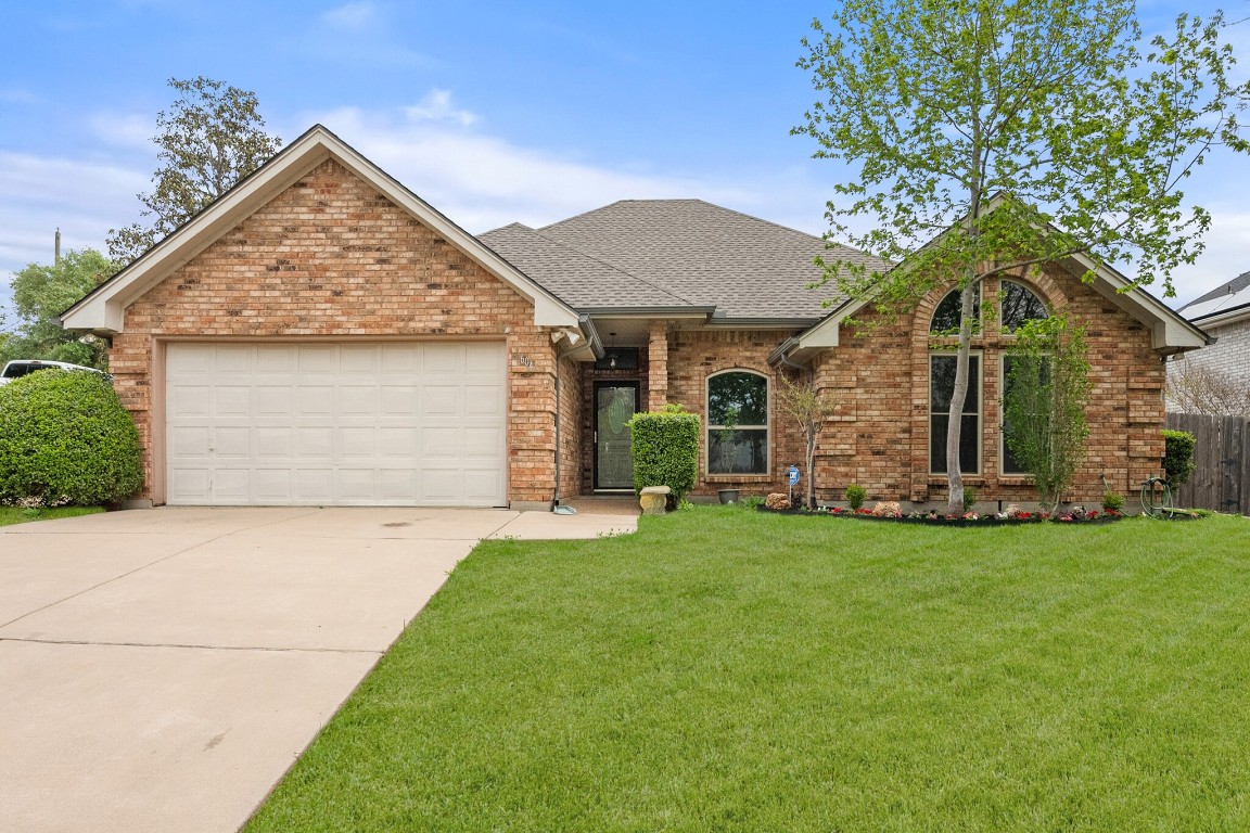 604 Linda Drive Burleson TX 76028