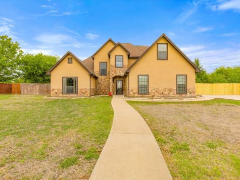 1728 Bull Elk Drive Stephenville TX 76401
