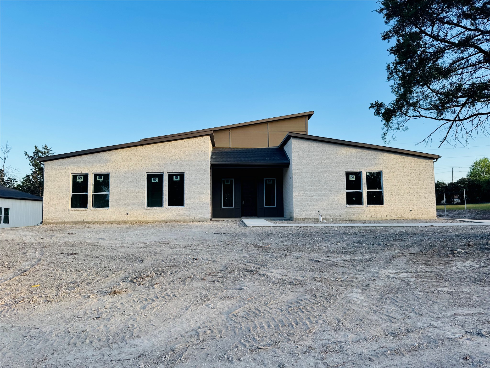 2634 Bainbridge Drive Dallas TX 75237