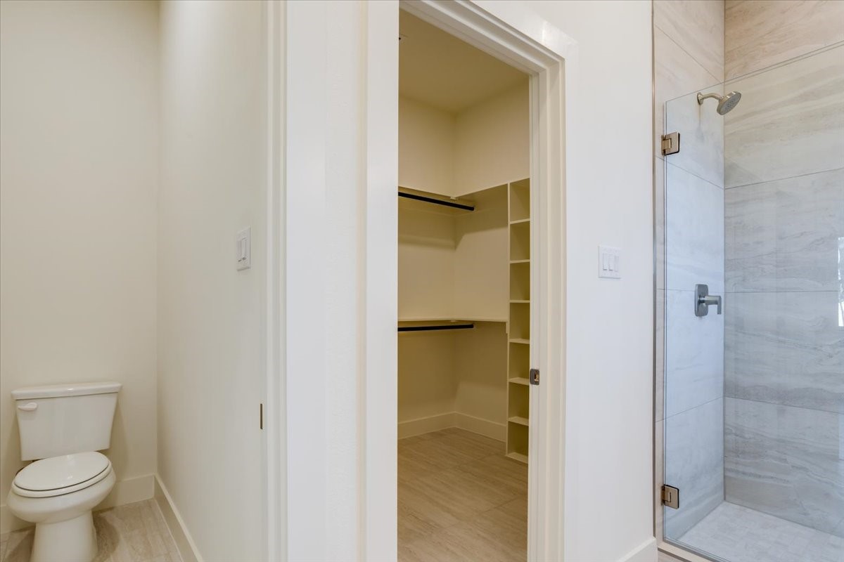 2634 Bainbridge Drive Dallas TX 75237