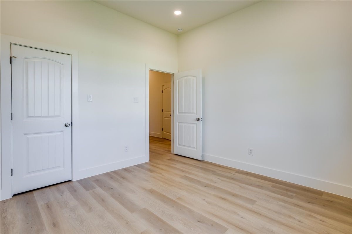 2634 Bainbridge Drive Dallas TX 75237