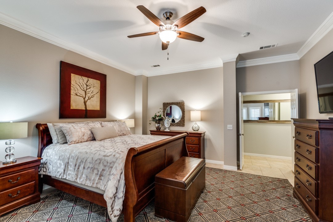 3824 Azure Lane Addison TX 75001