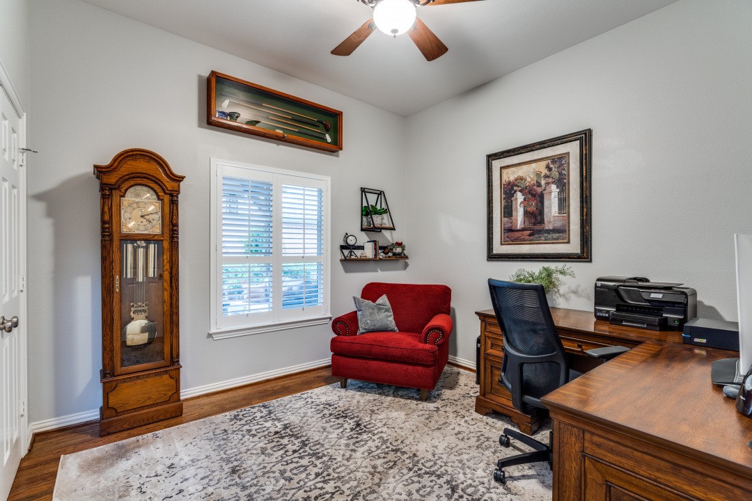 3824 Azure Lane Addison TX 75001